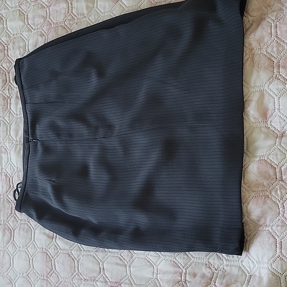 Larry Levine Dark Blue Pencil Skirt - Picture 9 of 9